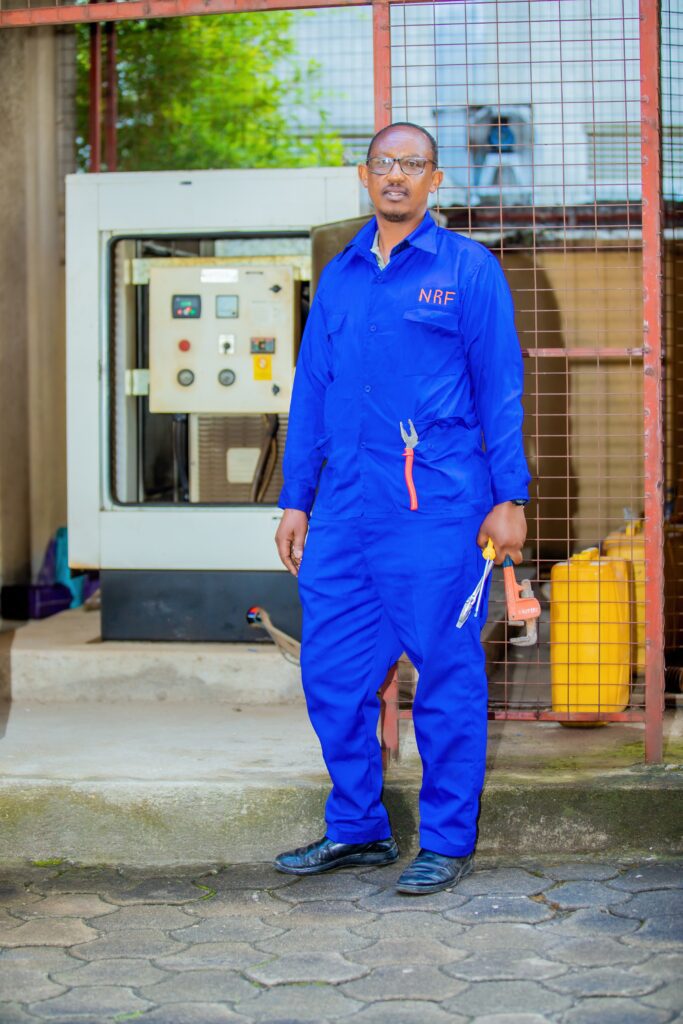 GAPIRA GASUKU OLIVIER MAINTENANCE OFFICER 108